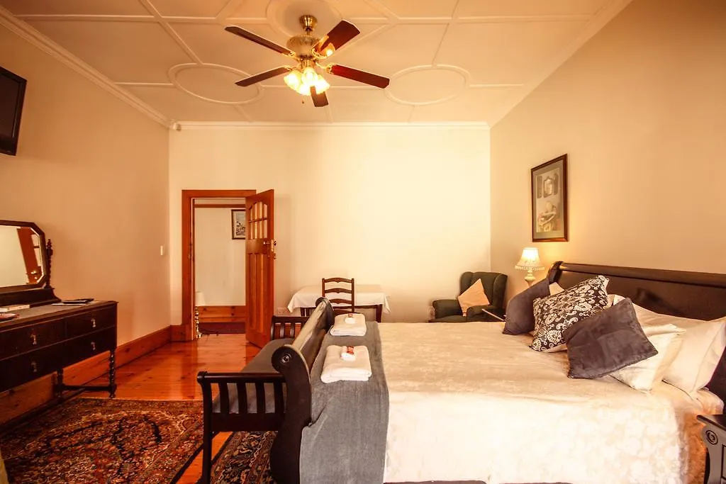 50 College Drive B&B Port Elizabeth 4*,  South Africa